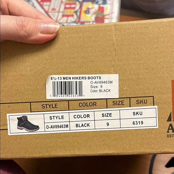 Avalanche Men's Black Outdoor Boots - Picture 2 of 5